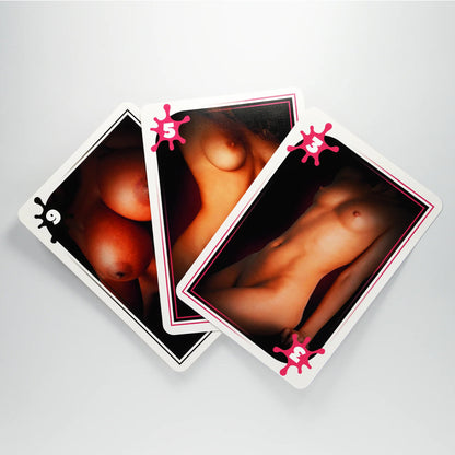 CC - Bigger or Smaller Jeux de Carte Seins